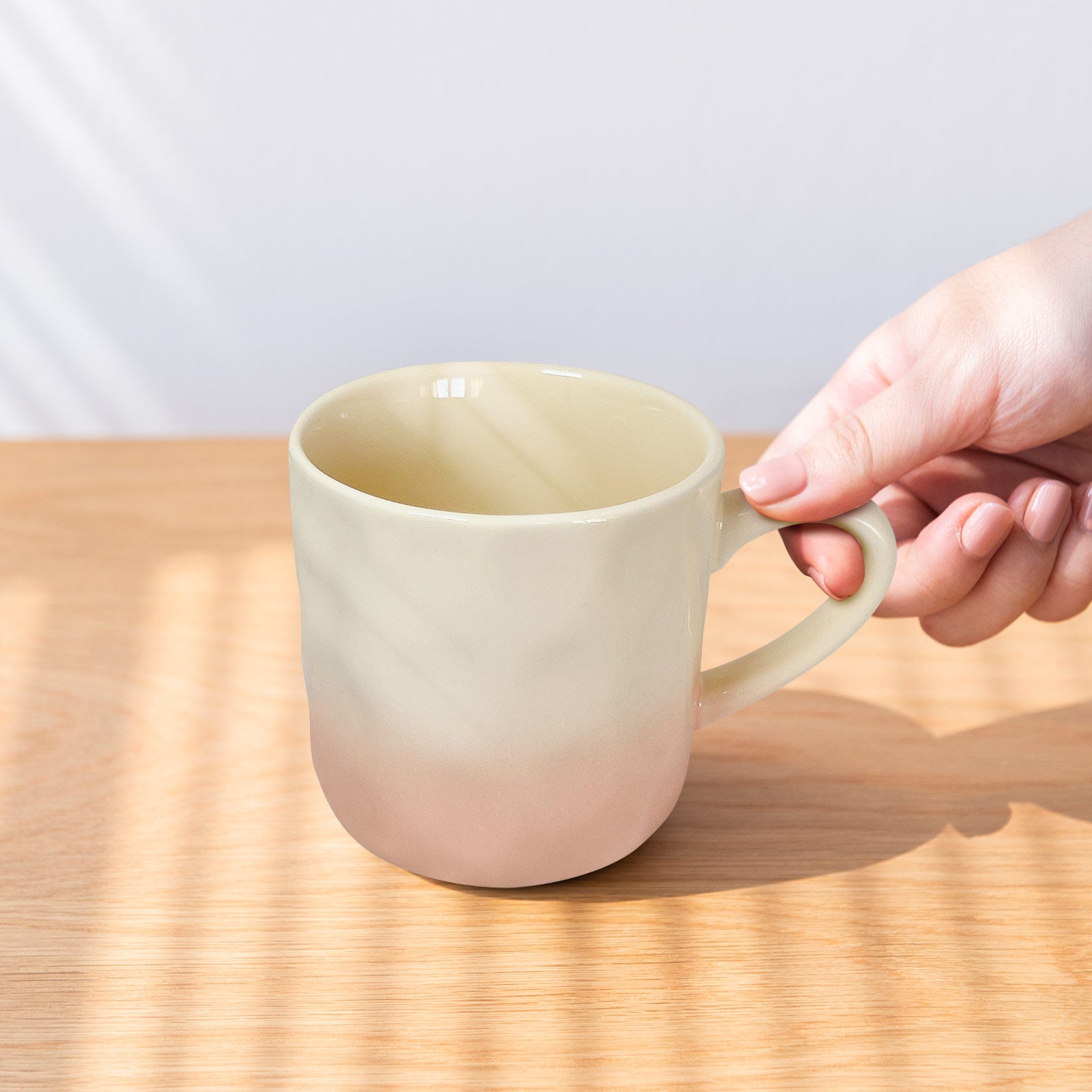 Minimalist Ceramic Mug – Handcrafted Gradient Coffee Cup, Stylish Modern Design, Perfect for Tea, Hot Cocoa, or Gifting