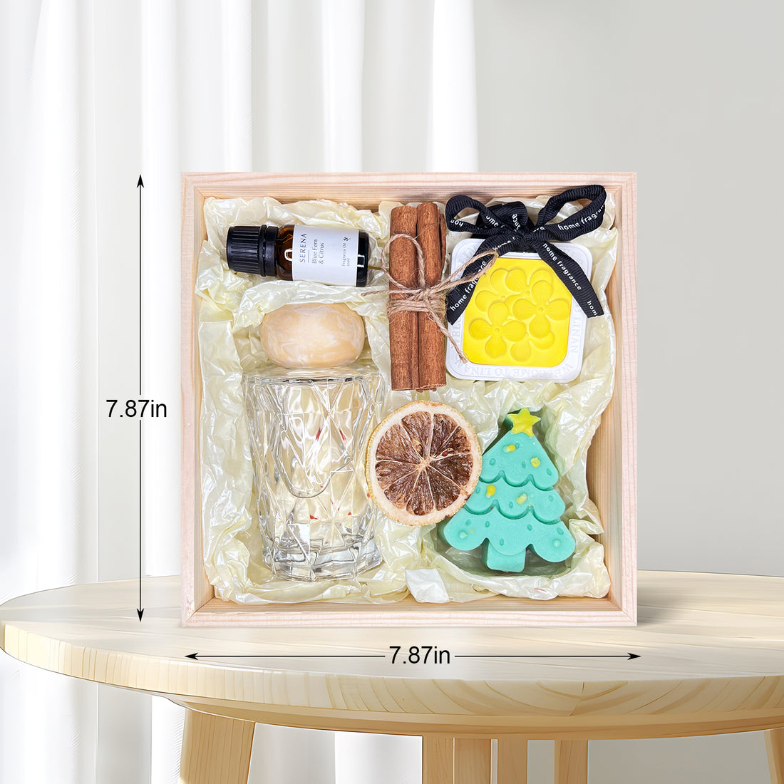 Elegant Gift Basket with Crystal Diffuser, Christmas Candle, Fragrance Oil & Ornament Decor