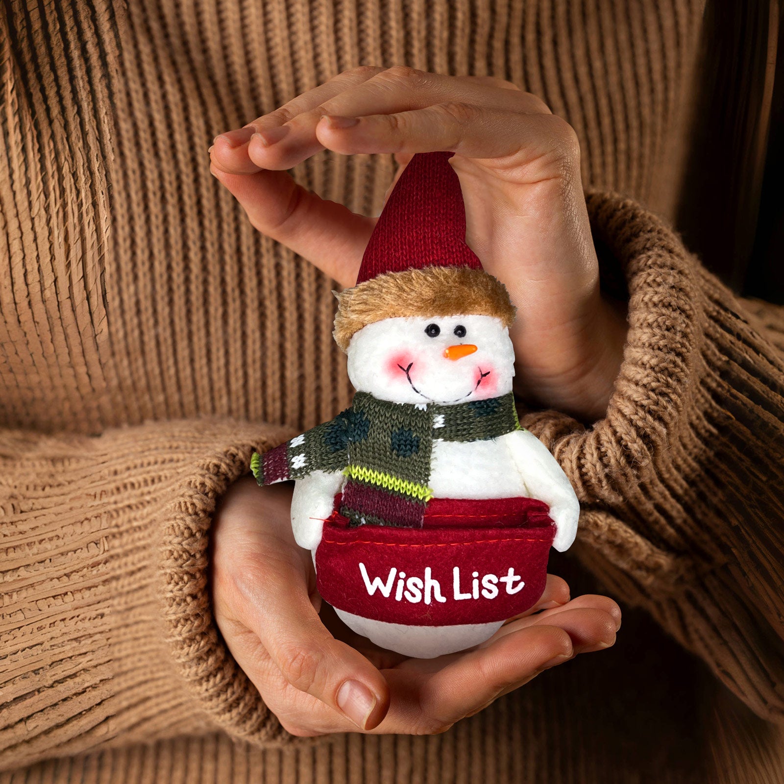 Adorable Snowman Plush Keychain – Cute Winter Bag Charm, Holiday Accessory, and Perfect Christmas Gift for All Ages