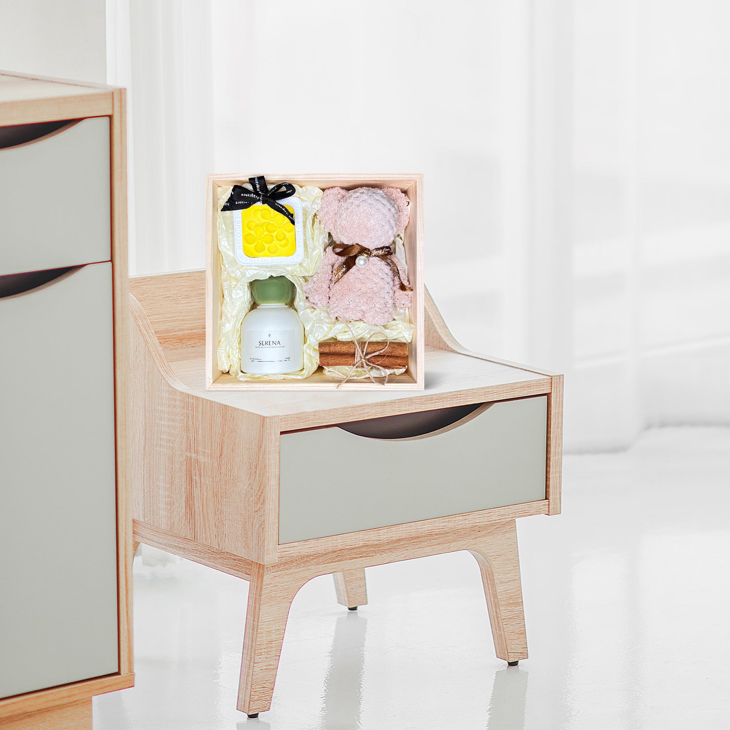 Unique Gift Set: Reed Diffuser, Flower Petal Ornament, Teddy Bear Towel &amp; Dried Flowers