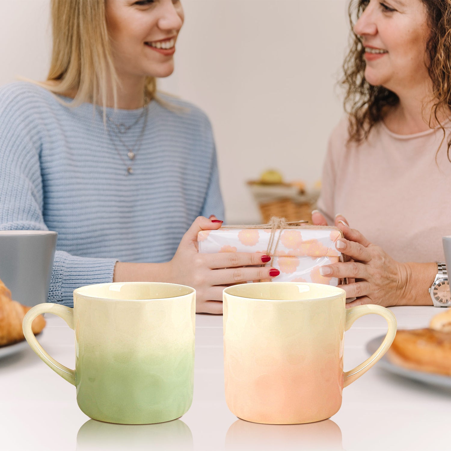 Minimalist Ceramic Mug – Handcrafted Gradient Coffee Cup, Stylish Modern Design, Perfect for Tea, Hot Cocoa, or Gifting
